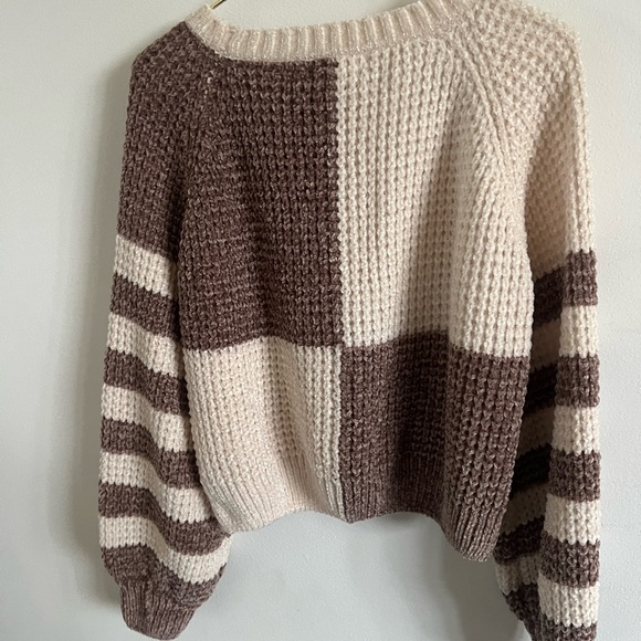 Altar'd State Two-Tone Knit Sweater - Cream and Brown Crop - Picture 3 of 4